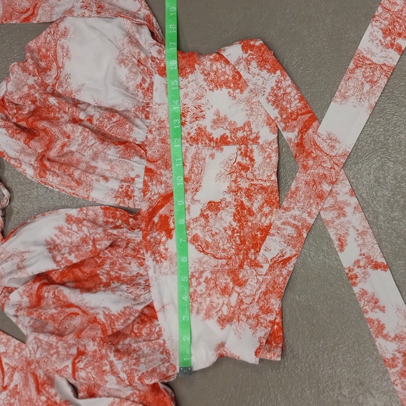 IN THE STYLE SALMON PINK, ZIP BACK, CROPPED TOP - Picture 3 of 13